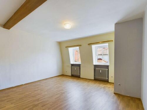 Foto - 1 Zimmer Dachgeschoßwohnung zur Miete in Stadtsteinach