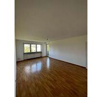 Renovierte 2 Zimmer Wohnung in Ringheim - Großostheim