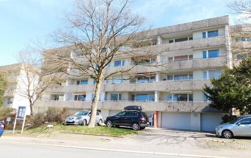 Foto - Hübsche 4-Zi.-Whg. mit neuem Boden und sonnigem Balkon