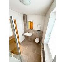 Gepflegte Wohnung mit schönem Balkon und Carport - Bad Driburg