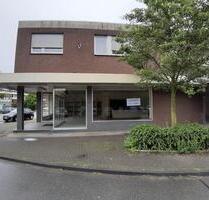 Heiden, Innenstadtlage, 129 qm Wohnung mit 4 Schlafzimmern im 1. OG, Kein Balkon, kleiner Vorgartenbereich, eigener Eingang