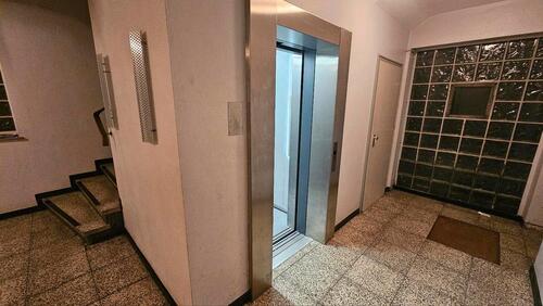 Foto - Neue sanierte 2,5-Zimmer-Wohnung mit Aufzug in Duisburg-Duissern