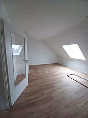 Foto - 3 Zimmer Dachgeschoßwohnung zur Miete in Neustadt am Rübenberge