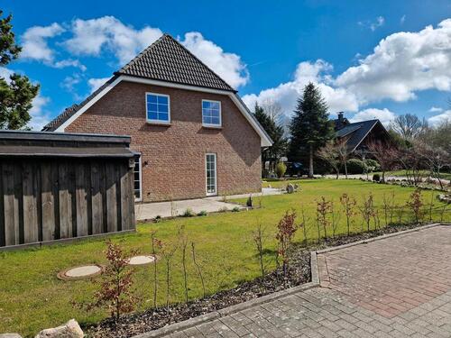 Foto - 6 Zimmer Einfamilienhaus zur Miete in Hohn