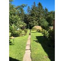 Doppelhaushälfte mit großem Garten und Garage in Tönning