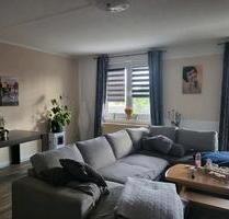 Große 5 Raum Wohnung mit Eingezäunten Gartenbereich - Hecklingen
