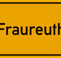 Erstbezug n. Sanierung: 3-Zi.-Whg. mit Wallbox, Wärmepumpe, Fußbodenheizung, PV-Anlage, el.Jalousien - Fraureuth