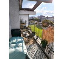 Moderne, möblierte 2-Zimmer-Wohnung in Düsseldorf, Roßstraße 98