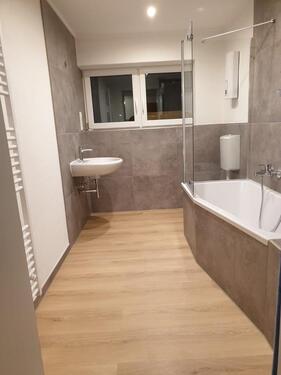 Foto - 2 ZKB, 80m2, komplett renoviert, FBH, ruhig gelegen