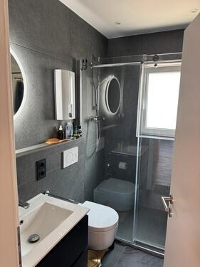 Foto - Kernsanierte, moderne Wohnung voll möbliert zur Untermiete Beuel