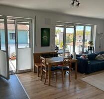 3 - Zimmer – Wohnung, 2. OG - 800,00&nbsp;EUR Kaltmiete, ca.&nbsp; 85,00&nbsp;m&sup2; in Ascha (PLZ: 94347)