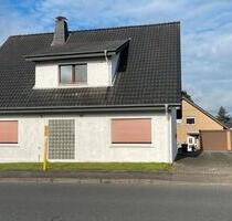 ZWEI FAMILIENHAUS IN HÜLLHORST PRIVAT VERKAUF!