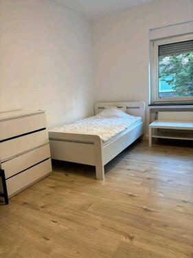Foto - 1 Zimmer Etagenwohnung zur Miete in Leverkusen