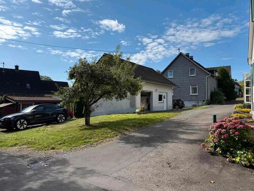 Foto - Einfamilienhaus in zentraler Lage von Bergneustadt.