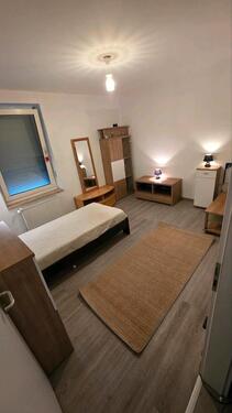 Foto - WG Zimmer für Studenteninnen - 400,00 EUR Kaltmiete,