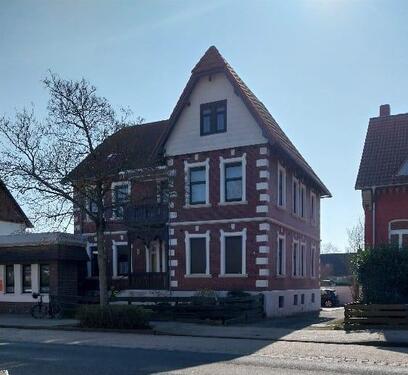 Foto - Großzügige 2-Zi.-Dachgeschosswohnung mit Loggia in Meine