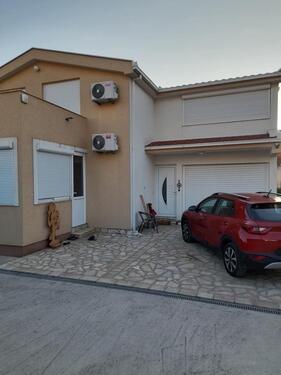 Foto - Zweifamilienhaus in Bar, Montenegro (Neubau) in Meernähe