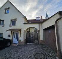 Haus zu verkaufen - 240.000,00&nbsp;EUR Kaufpreis, ca.&nbsp; 410,00&nbsp;m&sup2; in Falkenstein (PLZ: 93167)