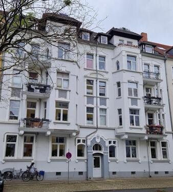 Foto - Schöne 3-Zimmer-Altbauwohnung in begehrter Südstadt-Lage