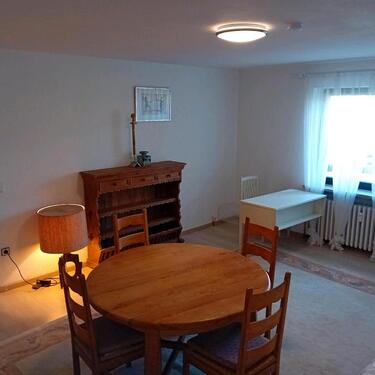 Foto - Ruhige Zwei Zimmer Single Wohnung mit Ausblick Möbliert