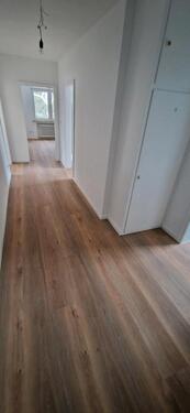 Foto - 2ZKDB Balkon, 1.OG, 65m2, zu vermieten für zwei Jahre