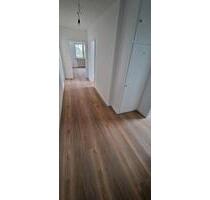 2ZKDB Balkon, 1.OG, 65m2, zu vermieten für zwei Jahre - Bergisch Gladbach Frankenforst