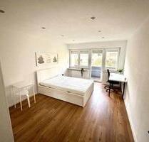 Helles Zimmer in 3er-WG mit Balkon in Top-Lage! - München Giesing