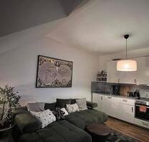 Großzügige 2-Zimmer-Wohnung mit Balkon & EBK in Ingolstadt