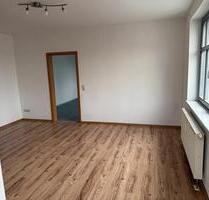 sonnige Wohnung - 540,00&nbsp;EUR Kaltmiete, ca.&nbsp; 60,00&nbsp;m&sup2; in Großröhrsdorf (PLZ: 01900)