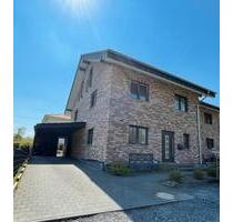 Familienfreundliche DHH mit modernster Technik - Neunkirchen-Seelscheid