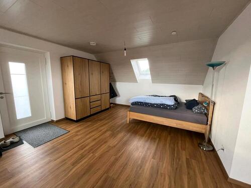 Foto - 1 Zimmer Dachgeschoßwohnung zur Miete in Asbach-Bäumenheim