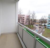 gemütliche 2-Zimmerwohnung - 284,00&nbsp;EUR Kaltmiete, ca.&nbsp; 53,50&nbsp;m&sup2; in Chemnitz (PLZ: 09119) Kapellenberg