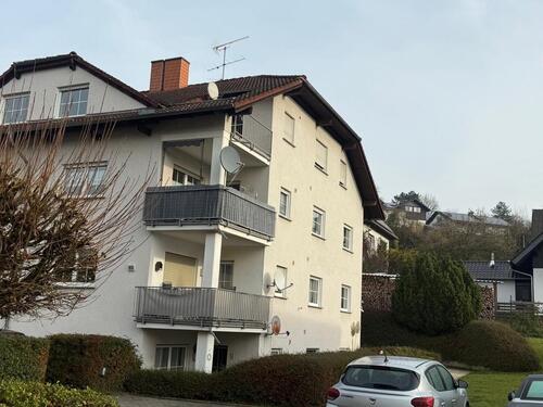 Foto - 3 - Zimmer Dachgeschosswohnung in Solms-Burgsolms