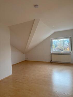 Foto - 3 Zimmer Dachgeschoßwohnung in Solms