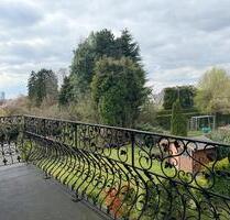 3 helle Zimmer Wohnung mit Balkon - Bochum Bochum-Mitte