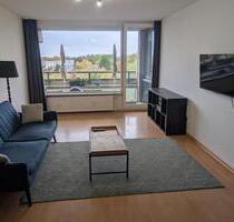 2-Zimmer Wohnung mit Balkon in Düsseldorf-Lörick – mit Möbe