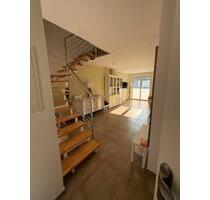 Maisonette-Wohnung mit eigenem Garten in Wiesbaden-Frauenstein