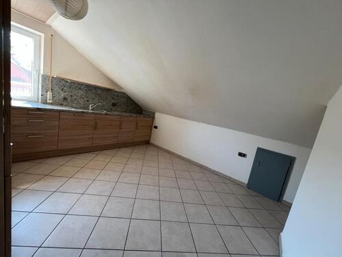 Foto - 4 Zimmer Dachgeschoßwohnung zur Miete in Leutershausen