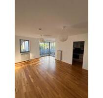2-Zimmer-Wohnung mit Balkon, Einbauküche und Stellplatz - Lauda-Königshofen