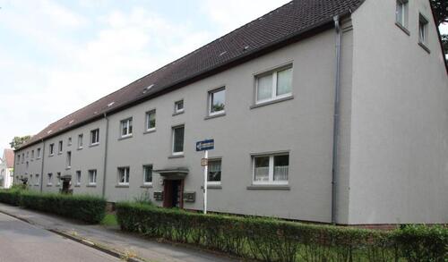 Foto - Bei VIVAWEST die Sonnenstrahlen auf dem eigenen Balkon genießen.