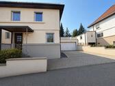 Foto - DHH mit Garten & Doppelgarage - 1.450,00&nbsp;EUR Kaltmiete, ca.&nbsp; 130,00&nbsp;m&sup2;