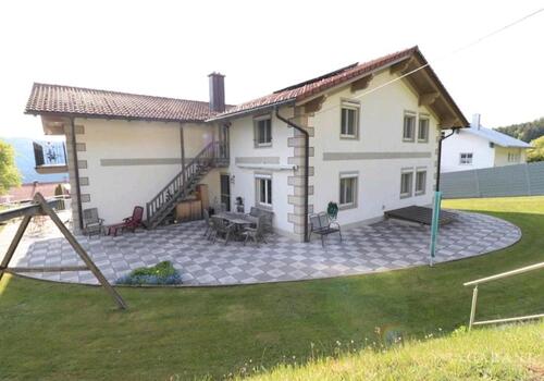 Foto - 7 Zimmer Mehrfamilienhaus, Wohnhaus zum Kaufen in Mauth
