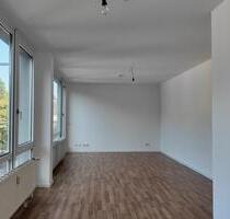 Große 1-Zimmer-Wohnung mit Balkon zur Miete in Köln Dellbrück!