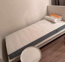 WG Zimmer zu vermieten - 400,00 EUR Kaltmiete, ca. 12,00 m² in Germering (PLZ: 82110) WG Zimmer zu vermieten - 400,00 EUR Kaltmiete, ca. 12,00 m² in Germering (PLZ: 82110)