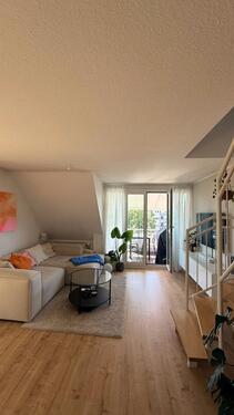Foto - Lichtdurchflutete Maisonette: 2 Balkone & Weitblick am Feldrand