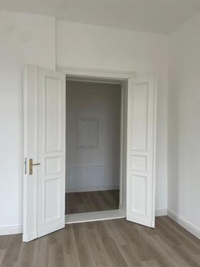 Foto - Große Altbauwohnung - WG geeignet