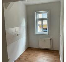 Lichtdurchflutetes, großzügiges, gepflegtes 1 12- Zimmer-Appartement-Innenstadt-Nähe Fußgängerzone - Suhl