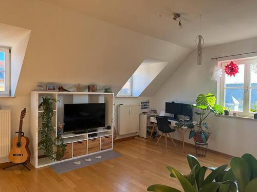 Foto - 2 Zimmer Dachgeschoßwohnung zur Miete in Regensburg
