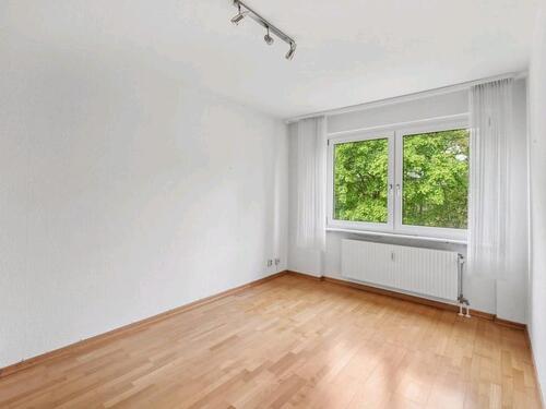 Foto - 2 Zimmerwohnung 1 Obergeschoss mit Balkon und Tiefgarage