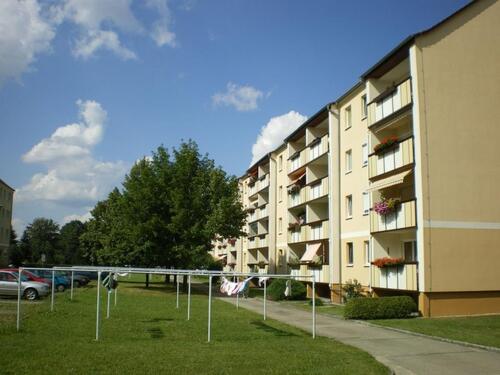 Foto - Sanierte 4-Raumwohnung mit Balkon Stellplatz & neuem Bad!